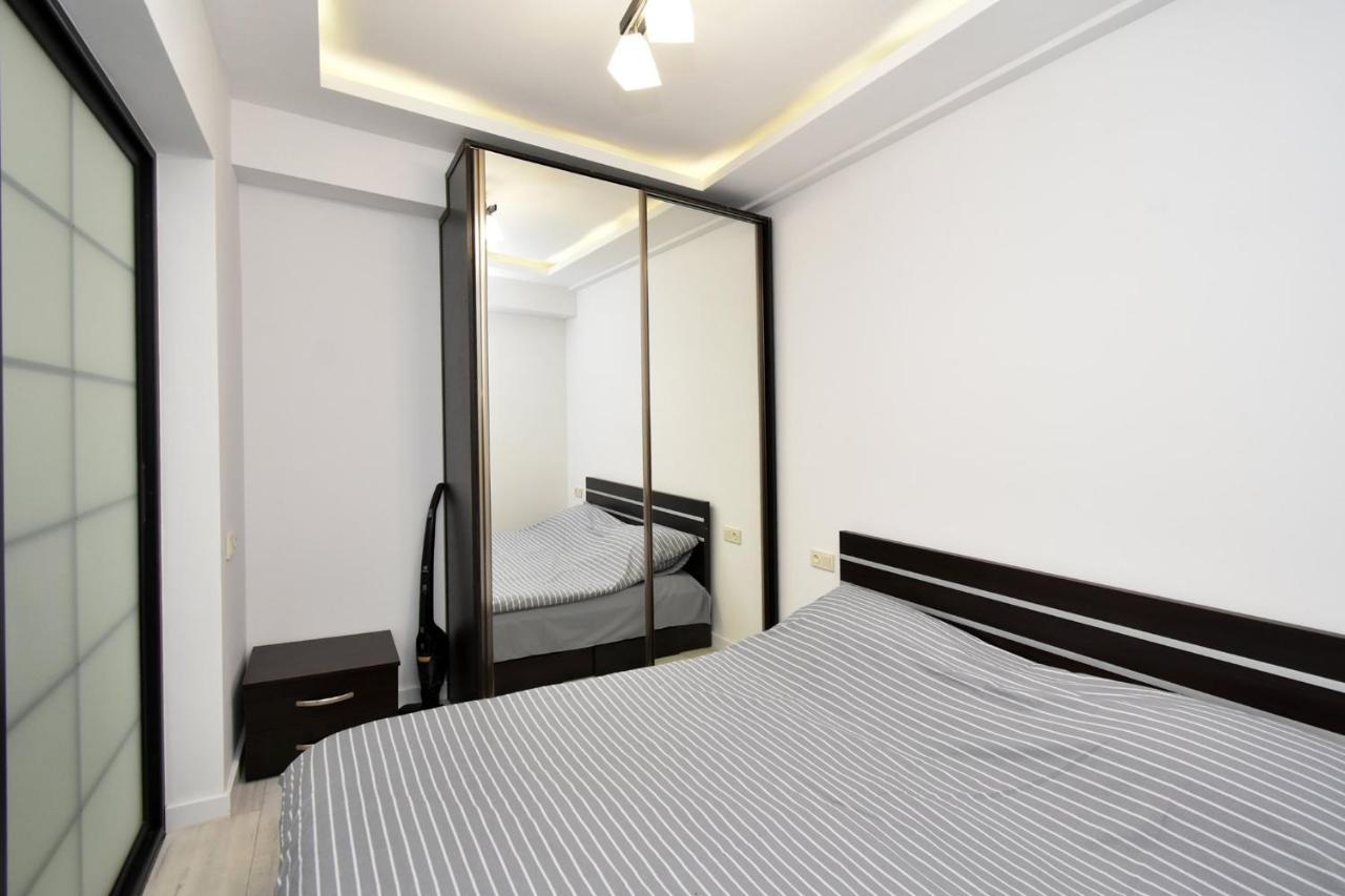Apartment House In Centr Koghbaci Strit Yerevan
